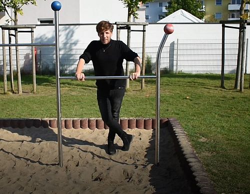 ...hier klicken und Video starten!